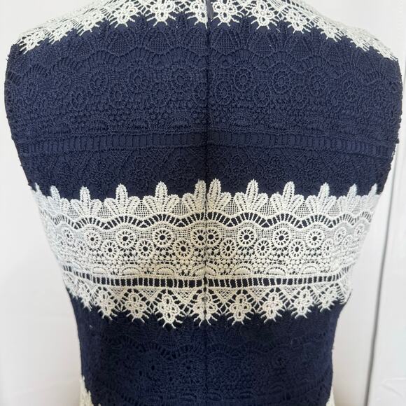 Karl Lagerfeld Paris Navy White Lace Sheath Dress Size 6 Cocktail Evening - Picture 4 of 8